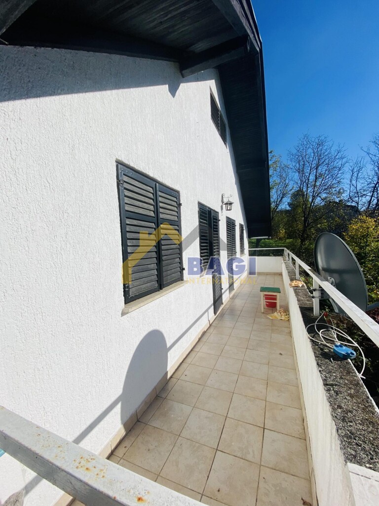 Image 6164764 - 4