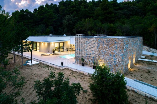 Luxury villa for sale on Island of Rab
