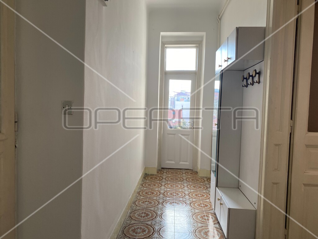 Image 6164888 - 12