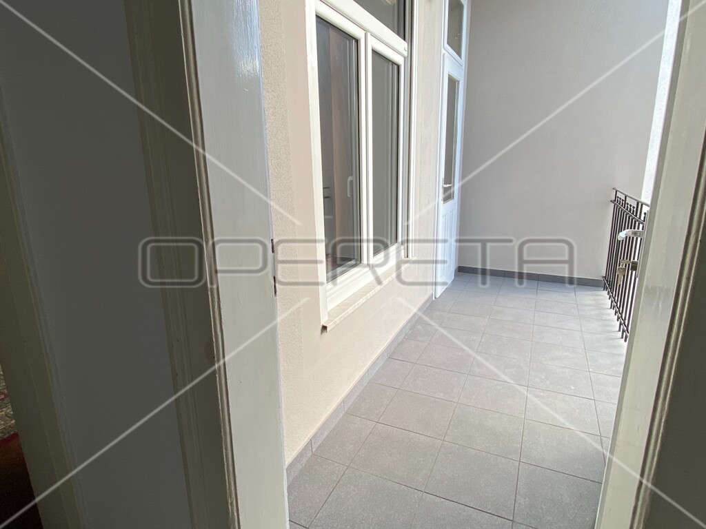 Image 6164888 - 1