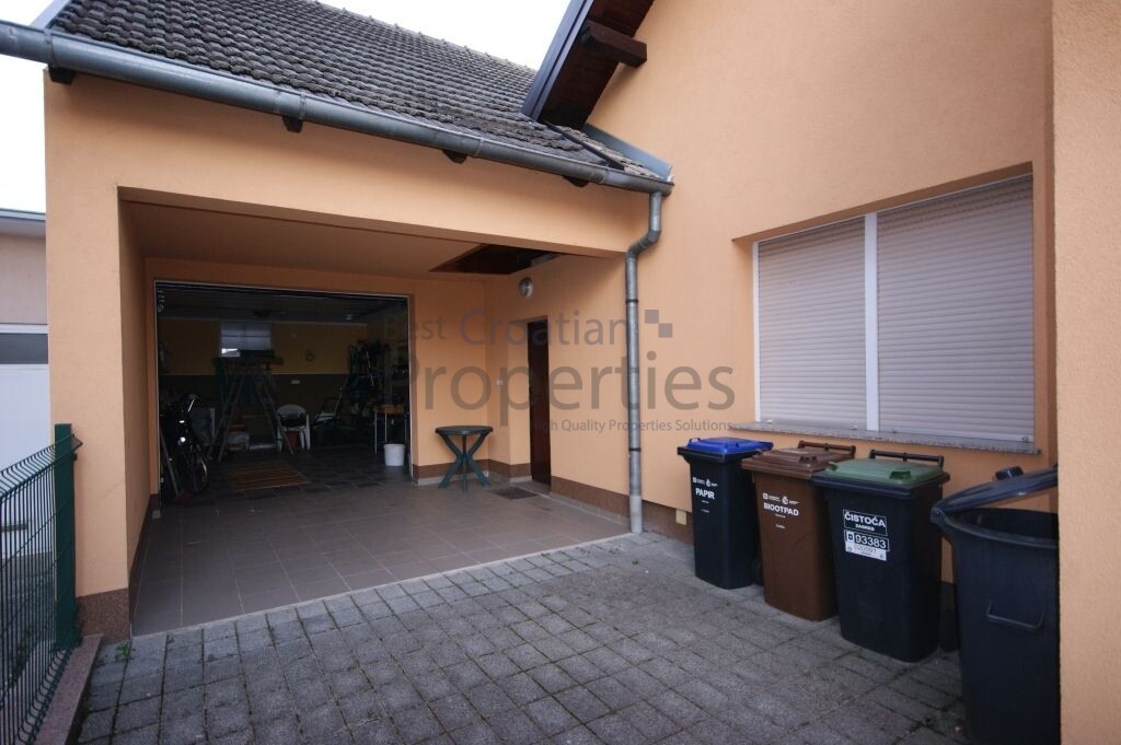 Image 6164983 - 3