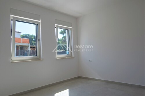 Thumbnail 6165007 - 7