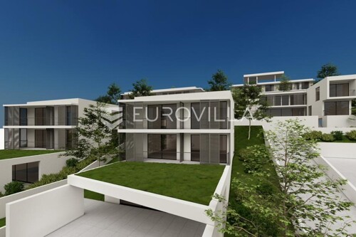 Trogir, Čiovo, zemljište s glavnim projektom - vila s bazenom
