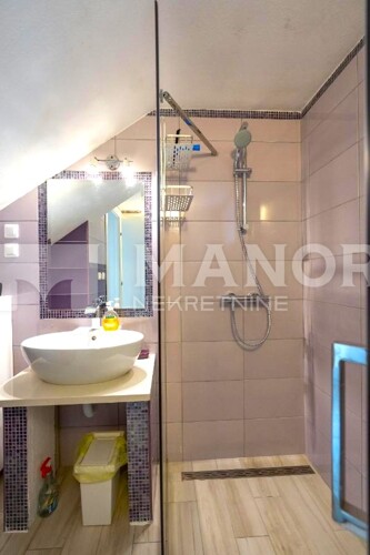 Thumbnail 6167165 - 7