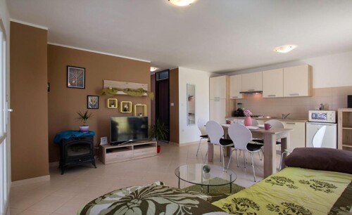 Thumbnail 6169891 - 6