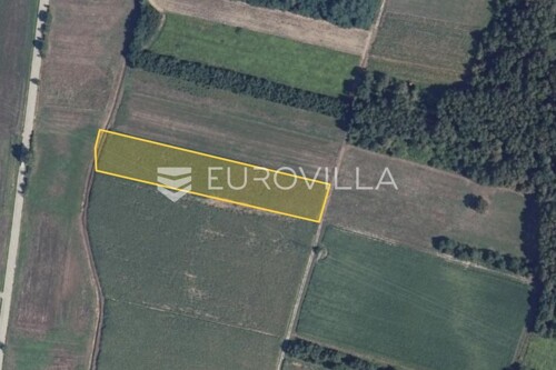 Zagreb, Odra, poljoprivredno zemljište površine 8093 m2