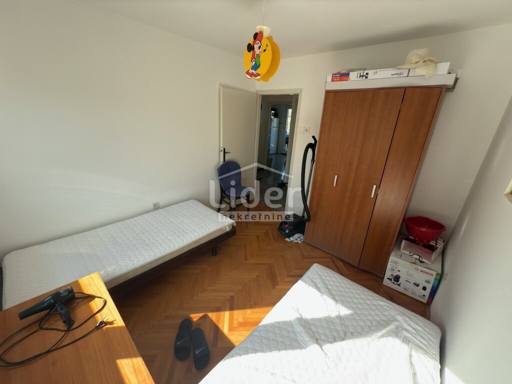 Image 6170210 - 9