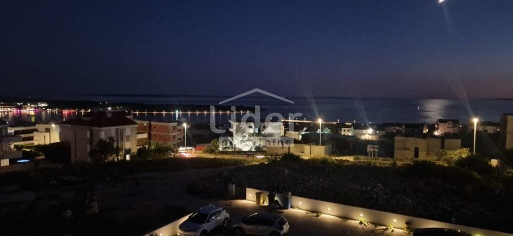 Image 6170215 - 12
