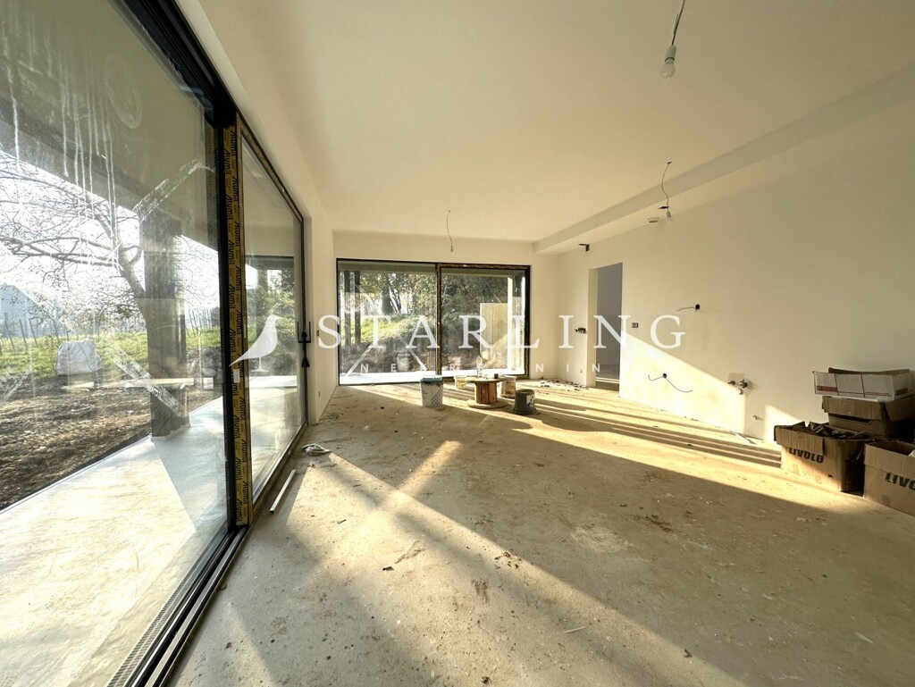 Image 6170249 - 6