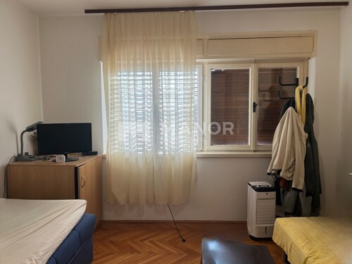 Thumbnail 6170455 - 9