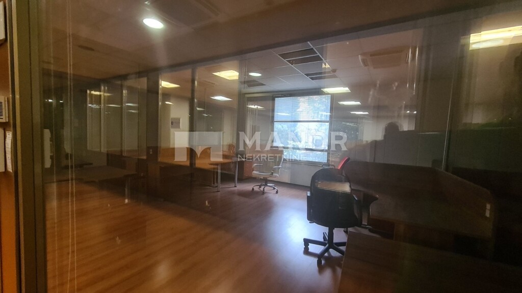Image 6170999 - 7