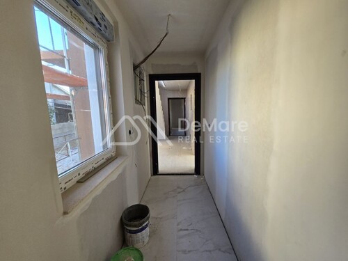 Thumbnail 6171047 - 9