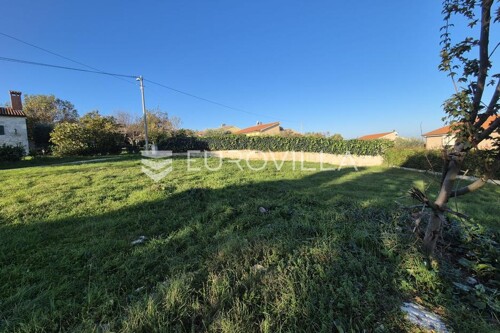 Istra, Poreč - građevinsko zemljište 626 m2