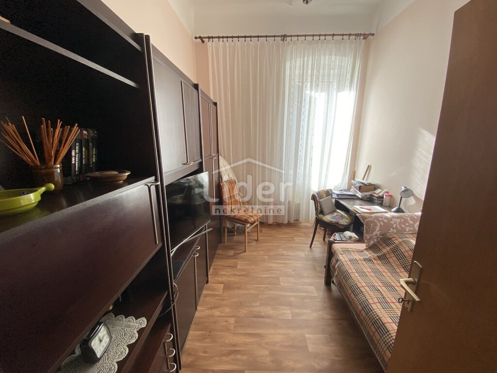 Image 6171347 - 9