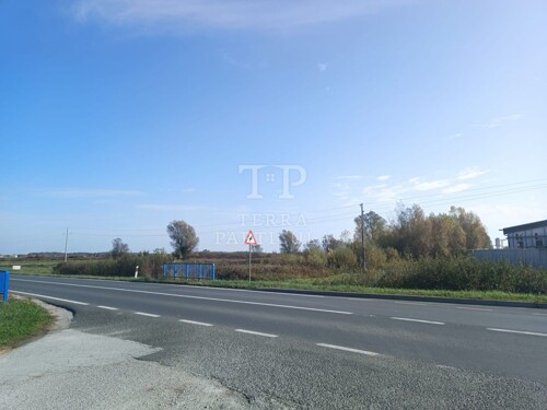 Jastrebarsko, 7.700 m² uz \\"staru karlovačku\\"