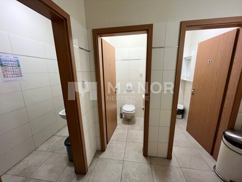 Thumbnail 6171567 - 9