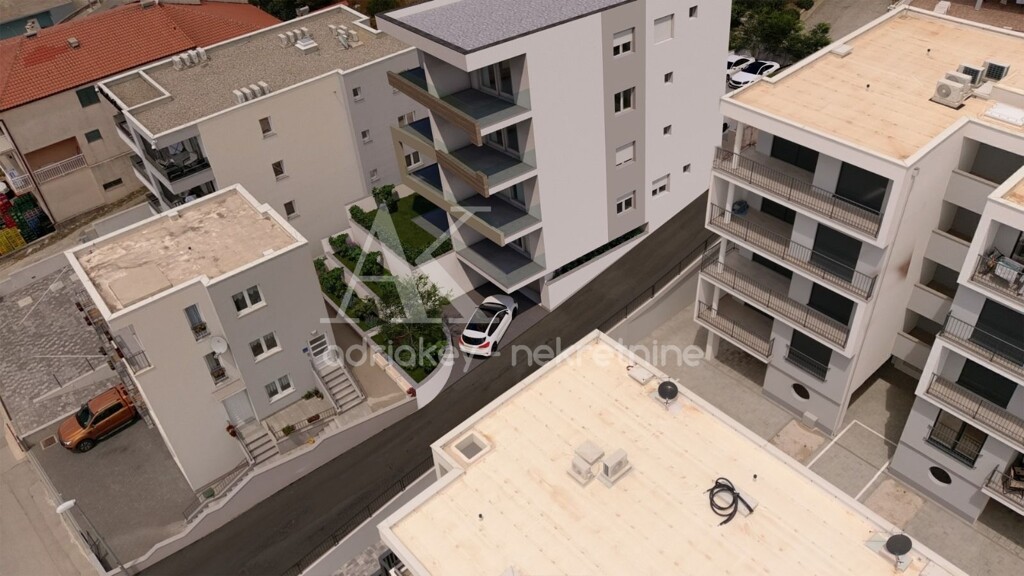 Image 6171614 - 9