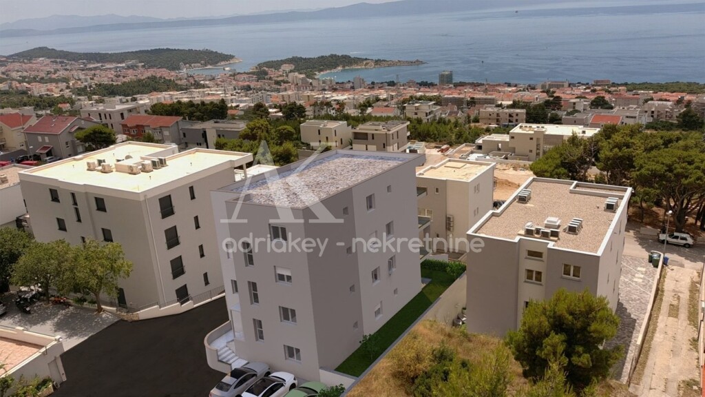 Image 6171614 - 7