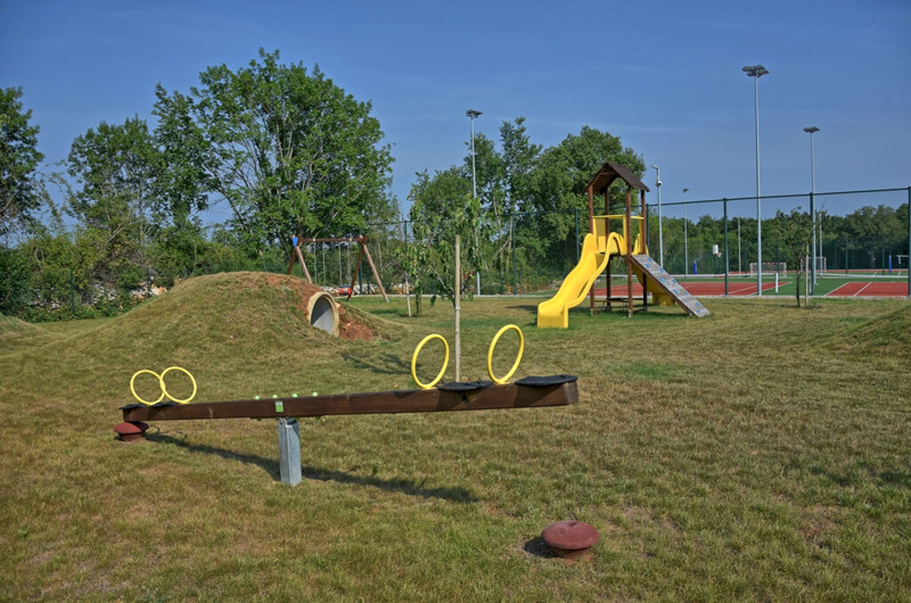 Image 6171756 - 20