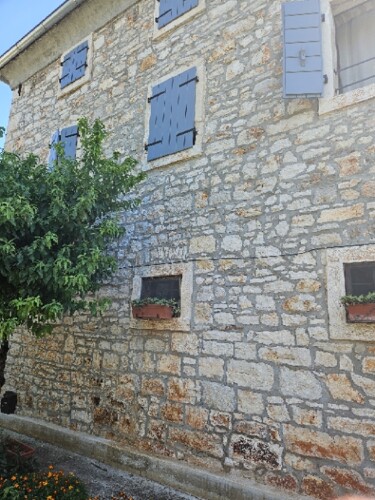 Kamena kuća 5 km od Poreča, 200 m2, prodaja