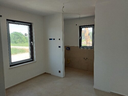 Thumbnail 6171841 - 7