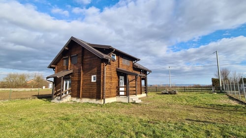 Prekrasna kuća od punog drva, Križ, sa okućnicom 1038 m2