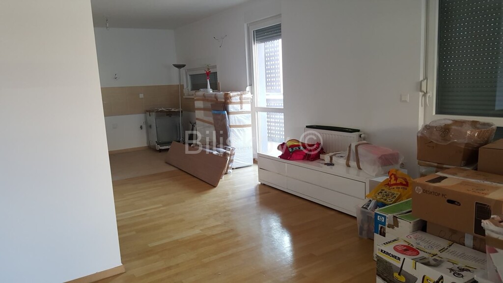Image 6172384 - 1