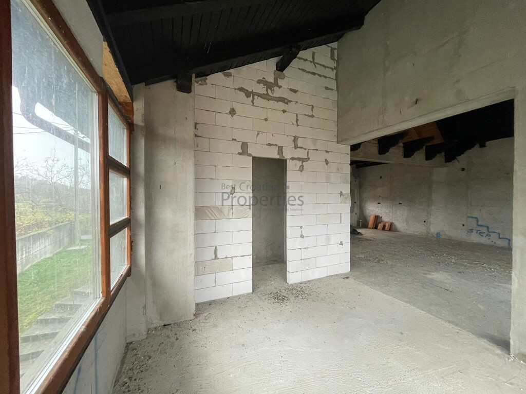 Image 6172440 - 18