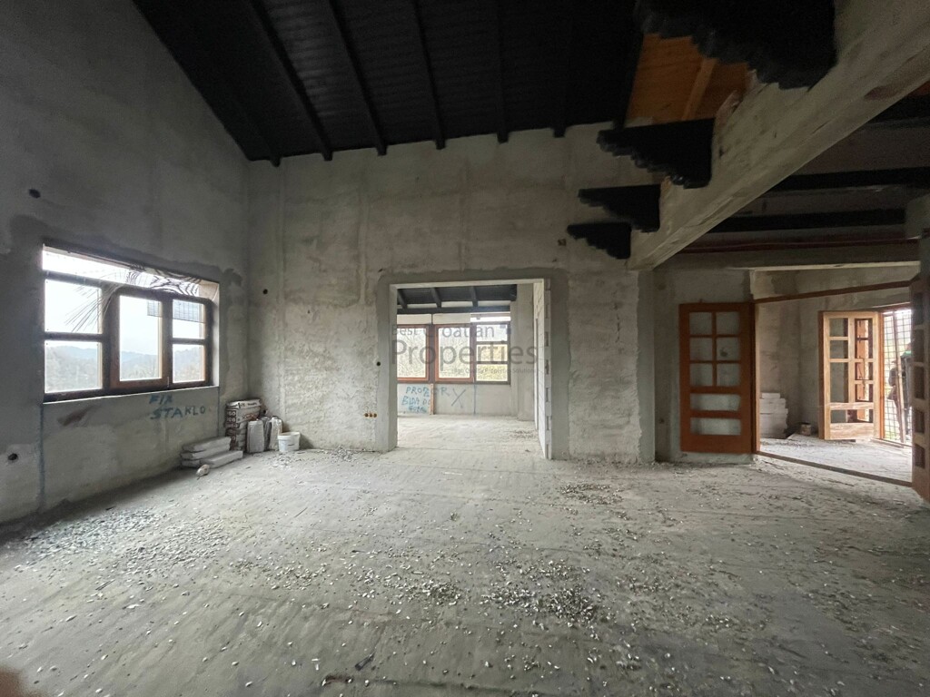 Image 6172440 - 10