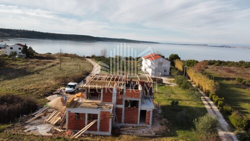 Thumbnail 6173186 - 11