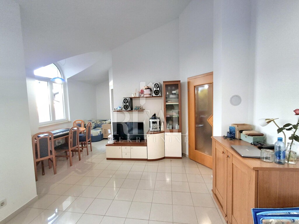 Image 6173268 - 4