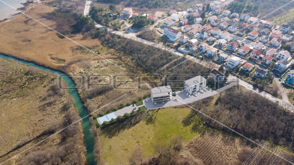 Image 6173317 - 4