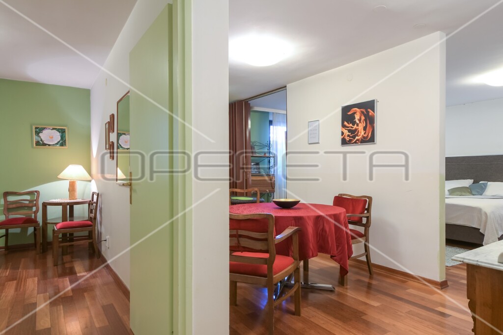 Image 6173339 - 4