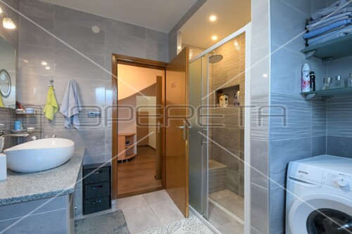 Thumbnail 6173360 - 8