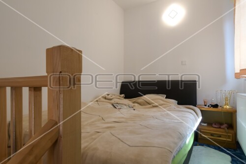 Thumbnail 6173360 - 12