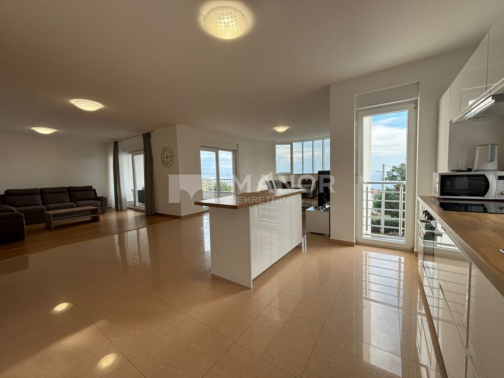 Image 6174519 - 3