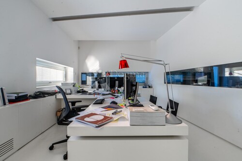 Thumbnail 6179119 - 9