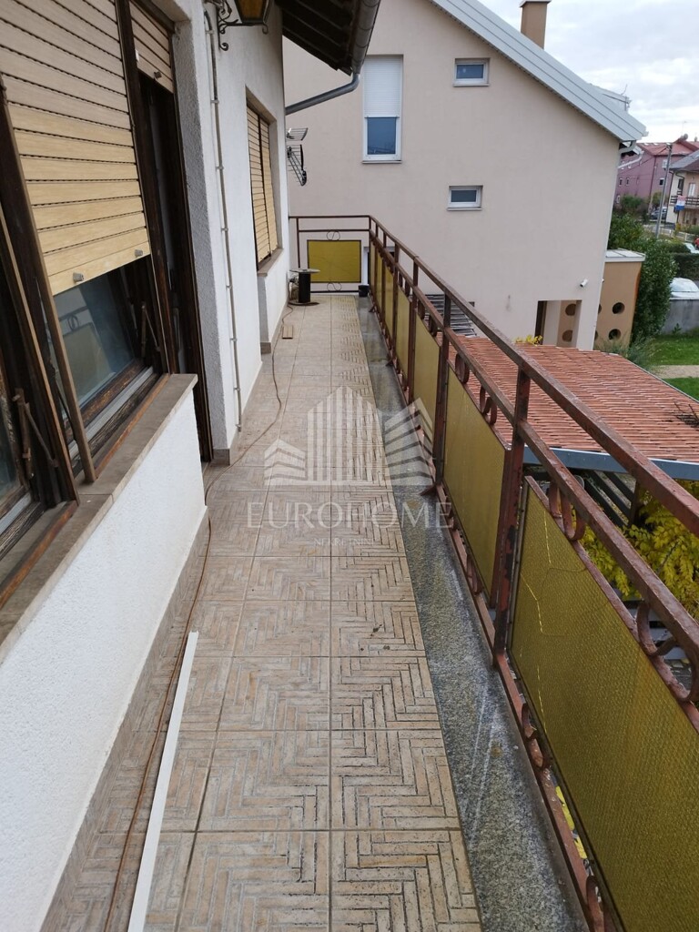 Image 6181110 - 25