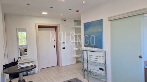 Thumbnail 6181125 - 4