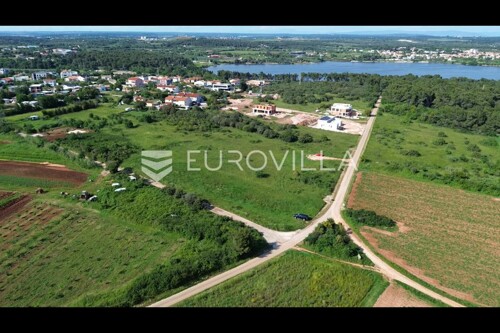 Medulin, Volme - Zemljište u T1/T2 zoni 550 m od mora