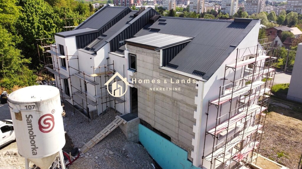 Image 6181611 - 7