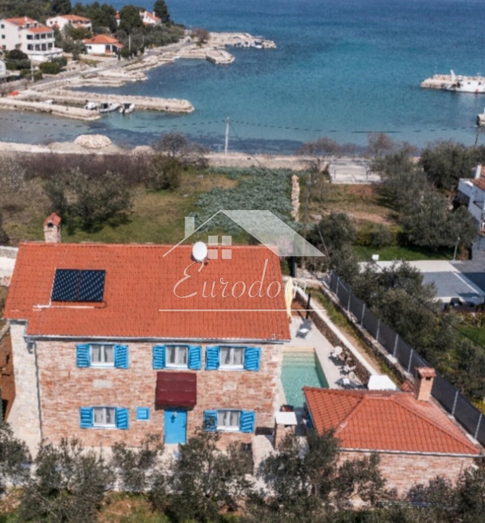 Image 6181914 - 3