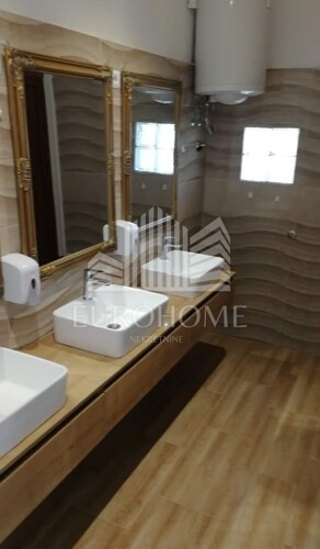 Thumbnail 6182084 - 4