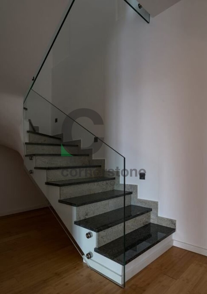 Image 6182163 - 9
