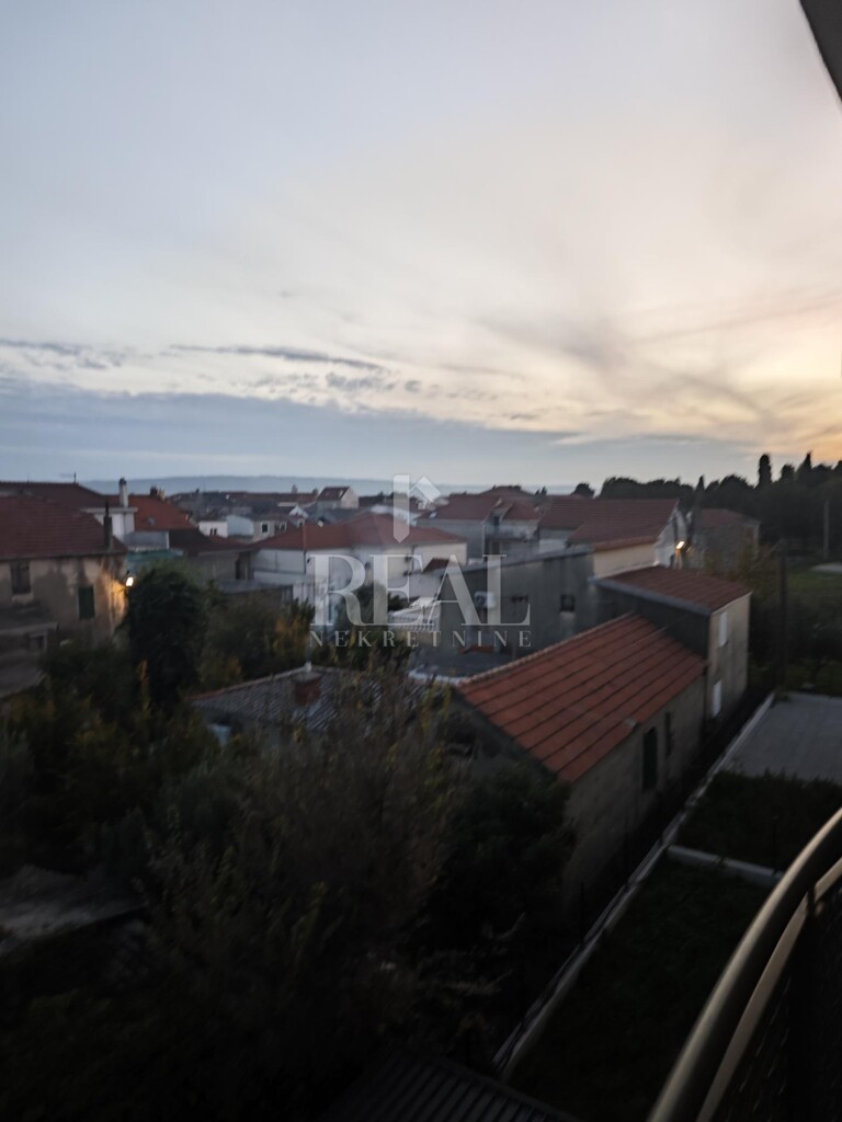 Image 6182189 - 5
