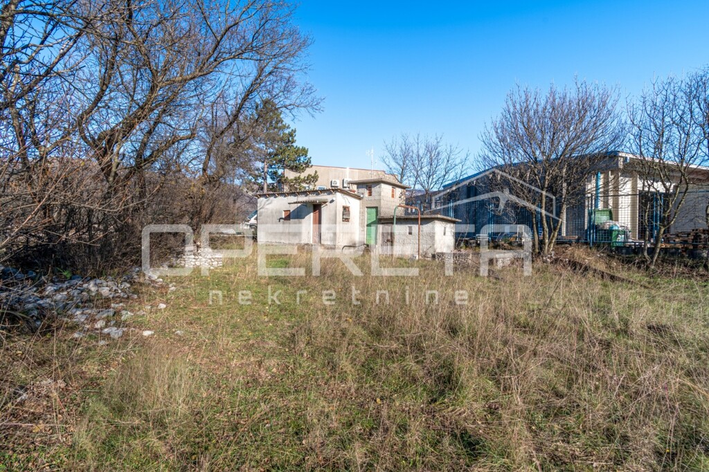 Image 6182206 - 9