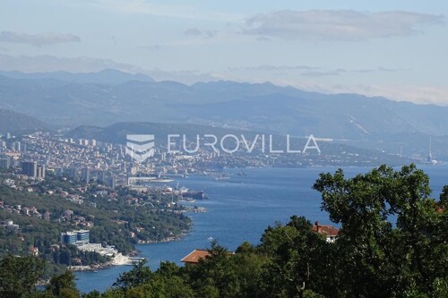 Matulji, Bregi, prodajemo odličan građevinski teren s pogledom na Rijeku , ...