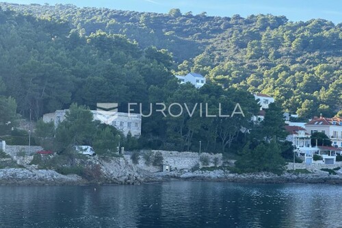 Thumbnail 6182666 - 3