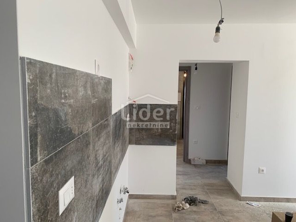 Image 6182676 - 4
