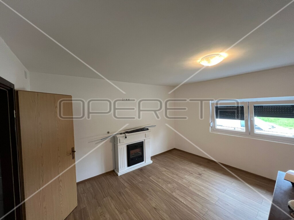 Image 6182768 - 11